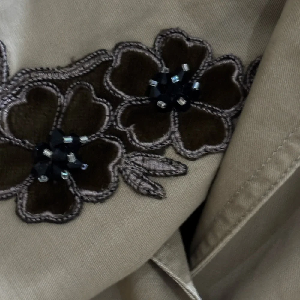 Buffalo David Bitton Tan Blazer with Floral Embroidery - Picture 2 of 14